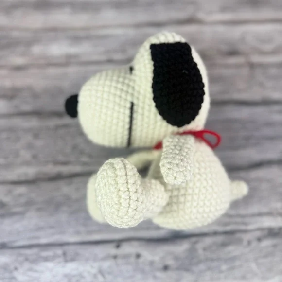 Handmade Crochet Snoopy Amigurumi Doll | Cute Plush Toy or Home Décor - Picture 13 of 13